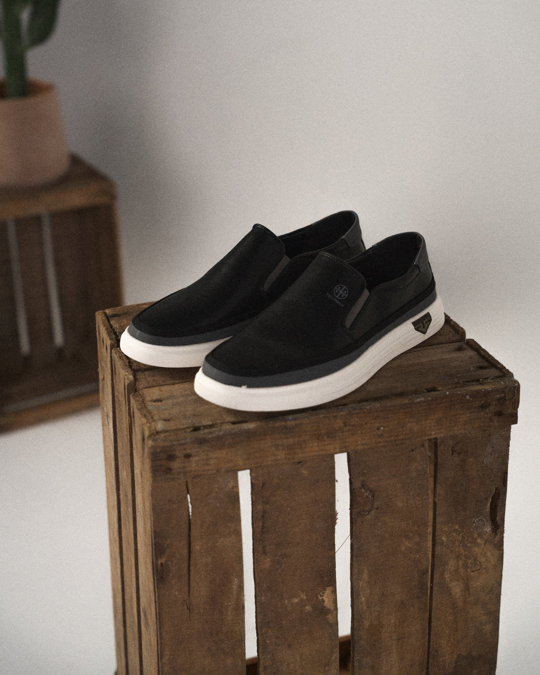 Noah | Men's Low Top Slip-On Casual Loafers